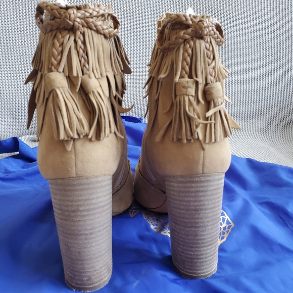 Aquazzura Tiger Lily Suede Fringe Boots - Picture 8 of 11